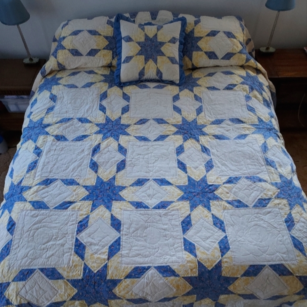 Hand Made Amish Quilt and Sham